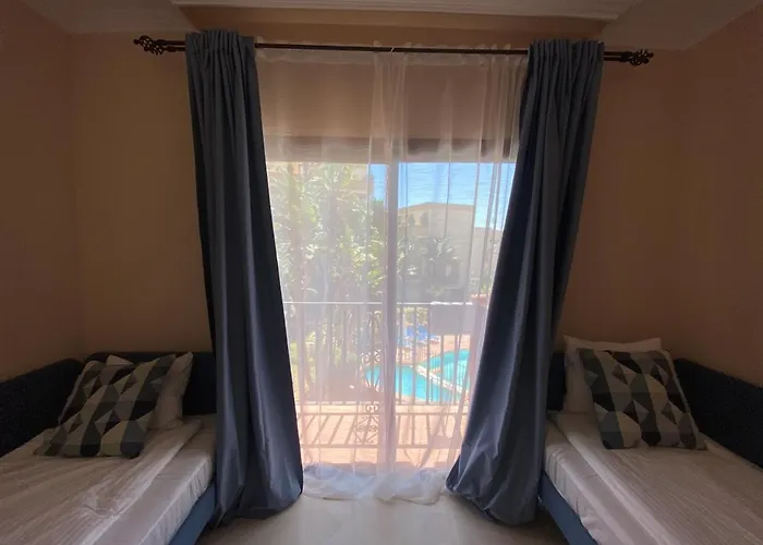 Elviria Paradiso Апартаменти *