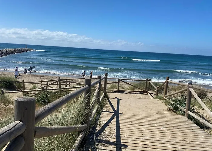 Elviria Paradiso *