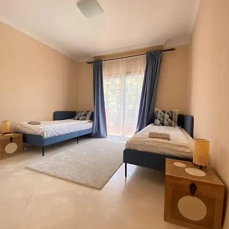 Elviria Paradiso 아파트